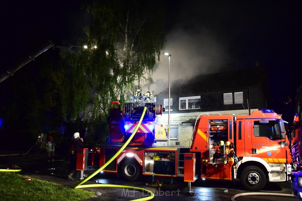 Grossfeuer Einfamilienhaus Siegburg Muehlengrabenstr P0147.JPG - Miklos Laubert